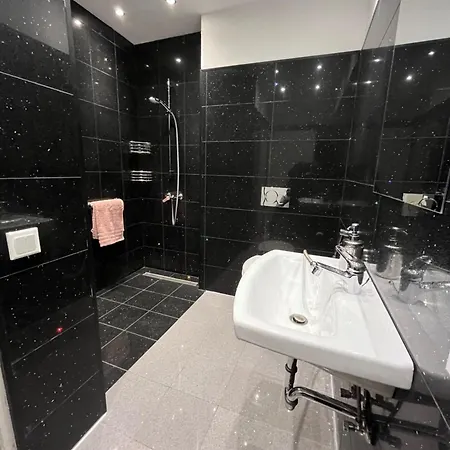 Premium Privatunterkunft Bonn