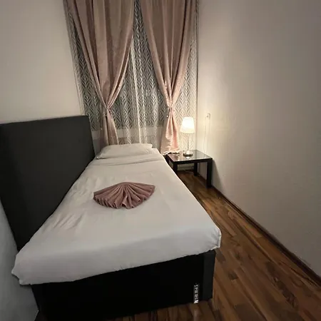 Проживание в семье Premium Бонн